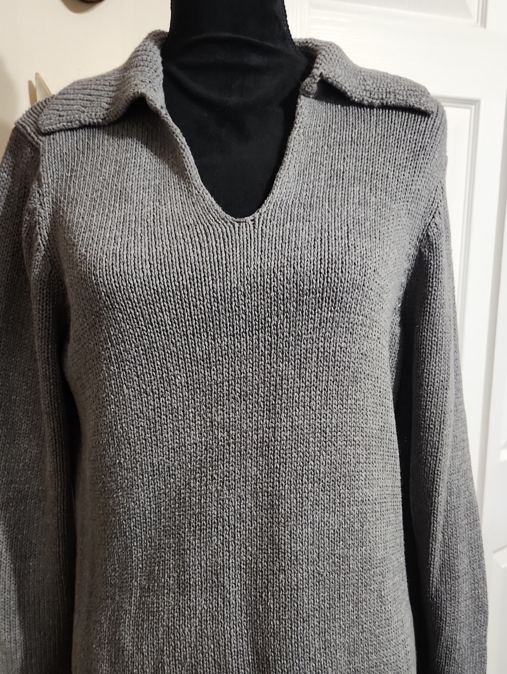 Old Navy Gray V-Neck Collared Knit Sweater